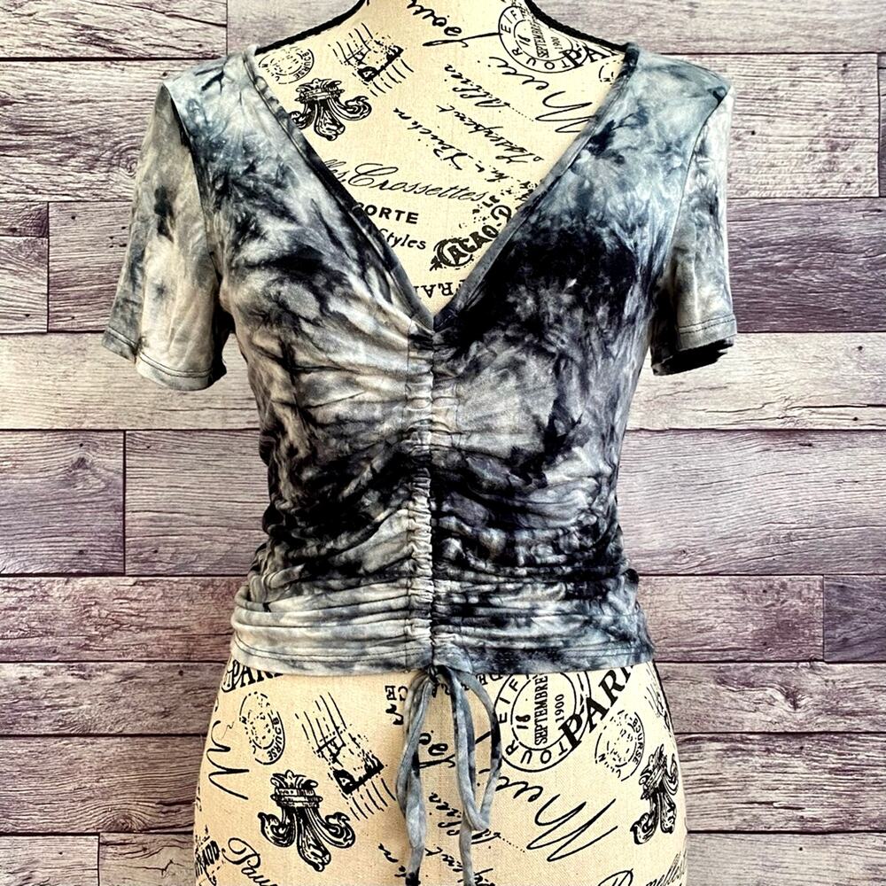 Gage Black, Grey, & White Tie Dye Adjustable Tie Front Deep V-Neck Crop Top